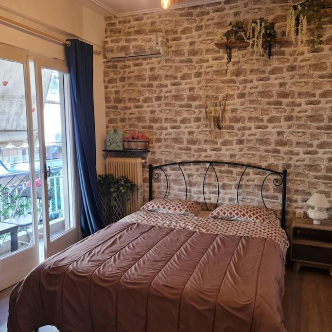 6 Καλινοβου Center Of Athens Πεδιον Αρεωσ Apartamento Exterior foto