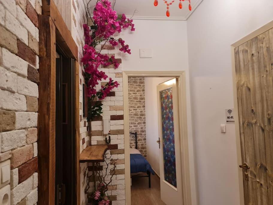 6 Καλινοβου Center Of Athens Πεδιον Αρεωσ Apartamento Exterior foto