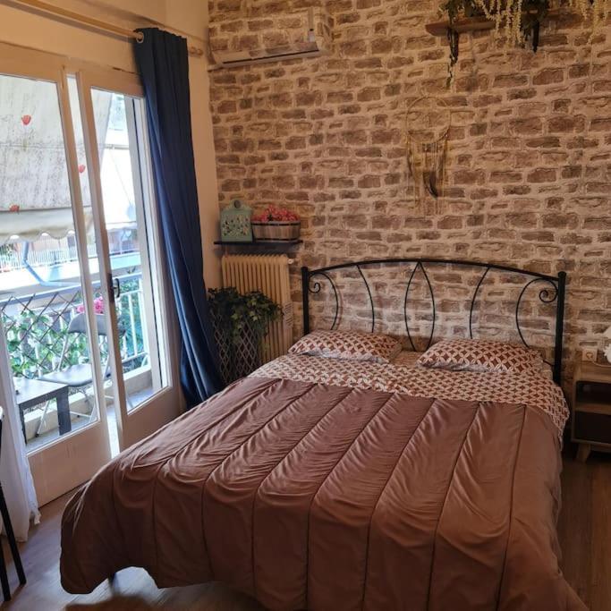 6 Καλινοβου Center Of Athens Πεδιον Αρεωσ Apartamento Exterior foto